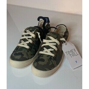 NWT Time and Tru Scrunch Back Sneaker Canvas Camo Shoes Size 7